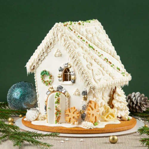 Пряничный снежный дом (1,9 кг)