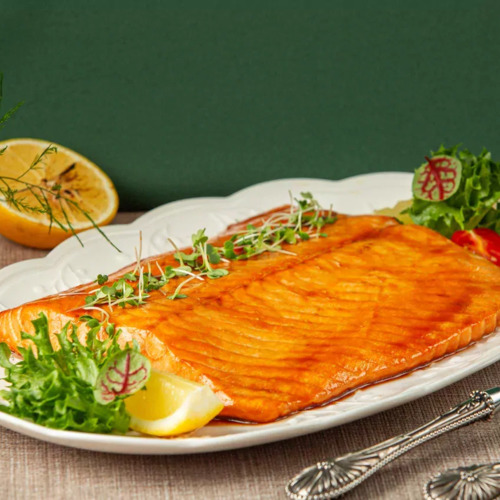 Лосось запеченный в медово-соевом соусе