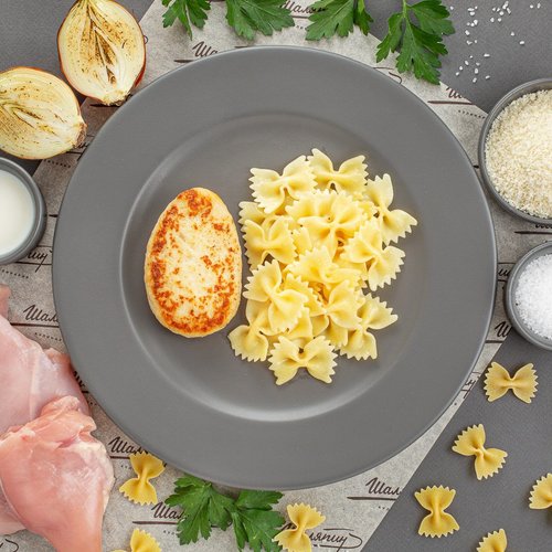 Куриная котлета с фарфалле (90/150 г)